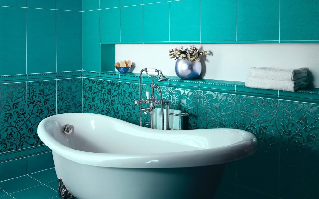 Покраска стен в яркий цвет или укладка красивой плитки 10 лучших идей для преобразования ванной комнаты
